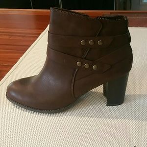 Women's Boots
